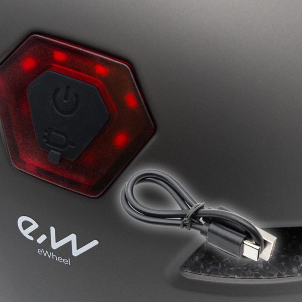 eWHEEL ΚΡΑΝΟΣ ΗΛΕΚΤΡΙΚΟΥ ΠΑΤΙΝΙΟΥ/ΠΟΔΗΛΑΤΟΥ CP03 ME ΤΖΑΜΑΚΙ ΚΑΙ ΟΠΙΣΘΙΟ LED ΦΩΣ M (55-58cm) ΜΑΥΡΟ - Image 4